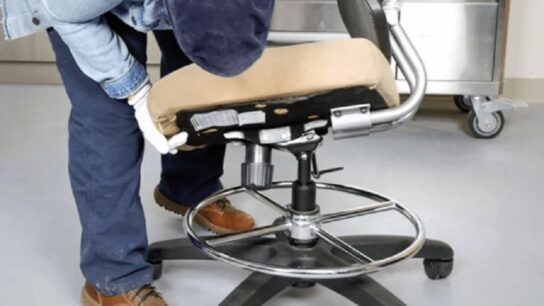 What Causes an Office Chair Gas Cylinder to Fail