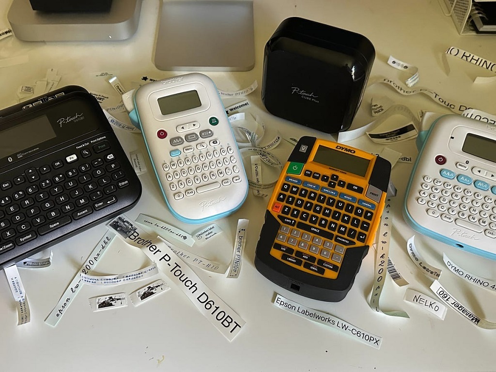 Why does my Brother P-Touch label maker blink but not start