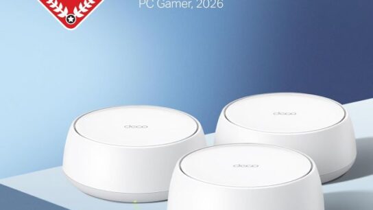 TP-Link Deco 7 BE25 WiFi 7 mesh system providing seamless whole-home coverage in a Florida home