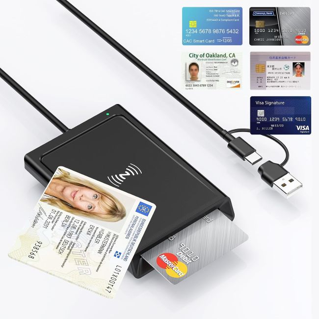 Rocketek 2-in-1 Smart Card Reader with USB-A and USB-C connectivity