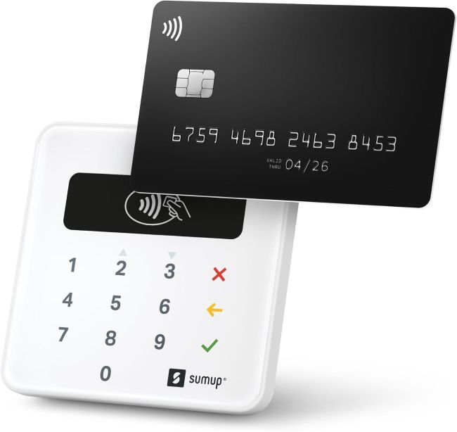 SumUp Plus Card Reader with wireless design for contactless and card payments